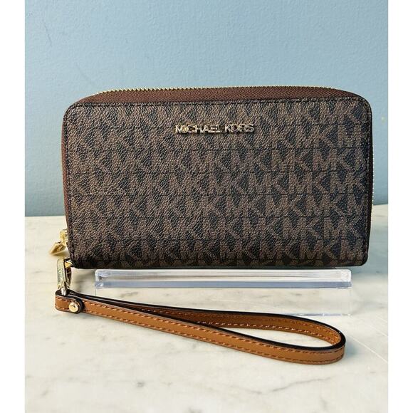 NEW Michael Kors Brown Jet Set Travel Wallet Large Wristlet Phone Case Card Slot - Picture 2 of 16
